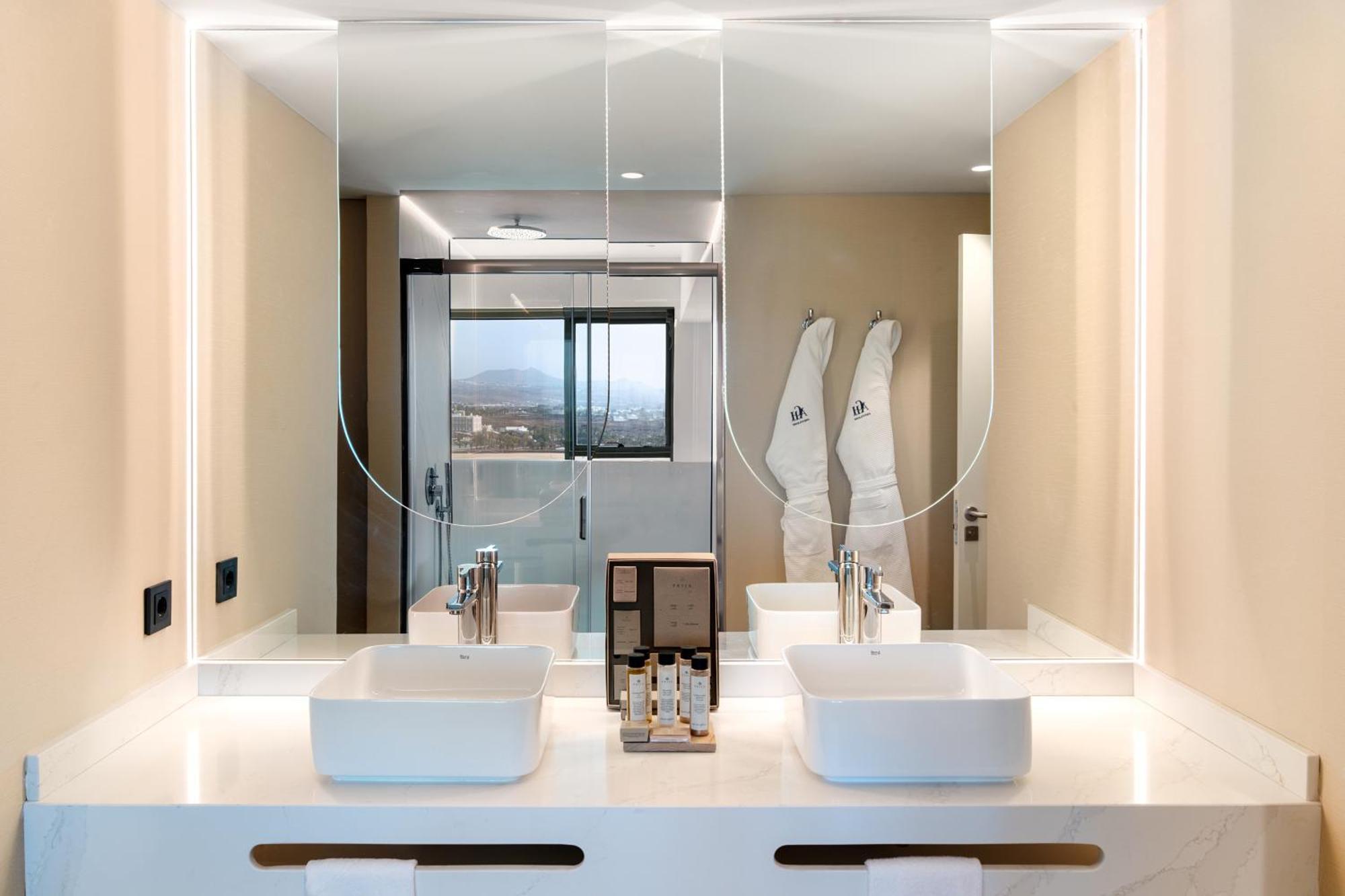 Suite Deluxe con vistas al mar